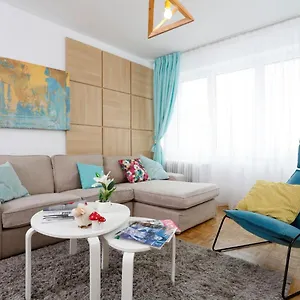 Διαμέρισμα Lovely 2 Bedroom Near Old Town, Βουκουρέστι